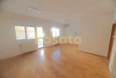 Casă cu 6 camere cu Teren 220 Mp în Central - 19