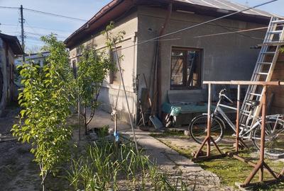 Casă cu 4 camere în Uiești - 2