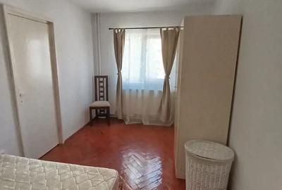 Apartament cu 3 camere semidecomandat, mobilat în Girocului - 5