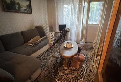 Apartament cu 3 camere decomandat în Central - 2