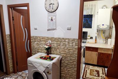 Apartament cu 3 camere semidecomandat, mobilat în Micro 19 - 5