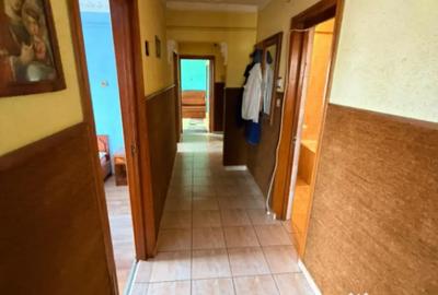 Apartament cu 3 camere decomandat în Dacia - 3