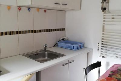 Garsonieră semidecomandată în Apărătorii Patriei - 1