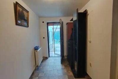 Casă cu 3 camere cu Teren 2259 Mp în Filipeștii de Târg - 2