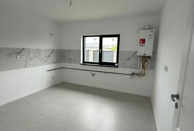 Casă cu 4 camere cu Teren 400 Mp în Clinceni - 13