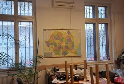 Casă cu 10 camere cu Teren 400 Mp în Armeneasca - 5