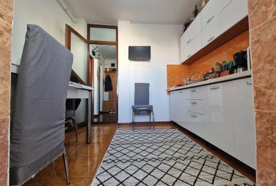 Apartament cu 3 camere decomandat în Sud - 13