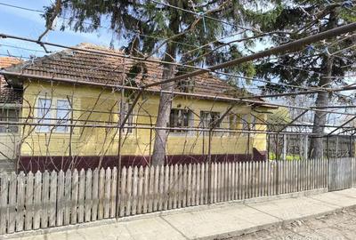 Casă cu 2 camere cu Teren 1900 Mp în Central - 8