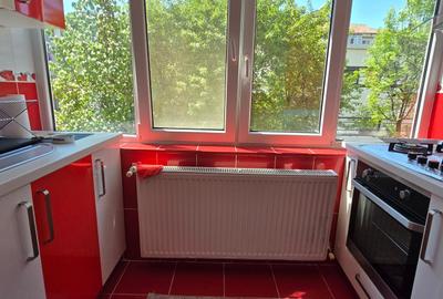 Apartament cu 3 camere decomandat, mobilat în Micro 3 - 24