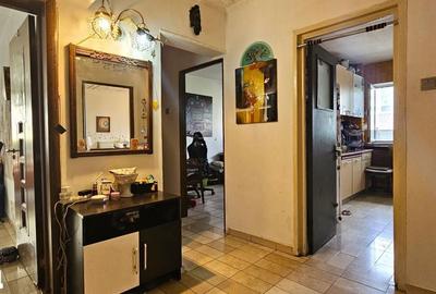 Apartament cu 4 camere decomandat, mobilat în Obor