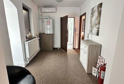 Casă cu 8 camere cu Teren 140 Mp în 13 Septembrie - 6
