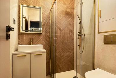 Apartament cu 3 camere decomandat în Centrul Civic - 3