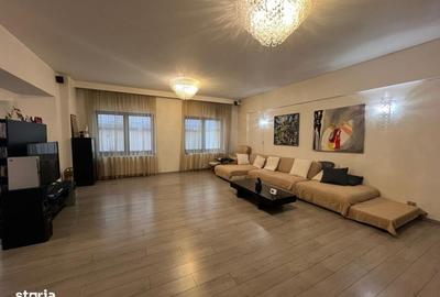 Apartament cu 4 camere în Herăstrău