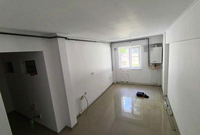 Apartament cu 3 camere decomandat în Nicolae Titulescu - 6