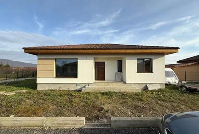 Casă cu 4 camere cu Teren 480 Mp în Săsar - 18