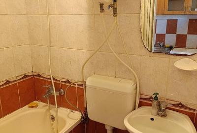 Garsonieră nedecomandată în Girocului - 2