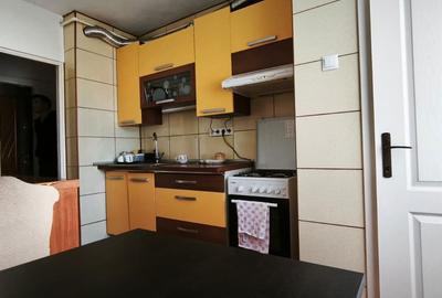 Apartament cu 3 camere în Tudor