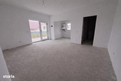Apartament cu 3 camere în Ciurea - 1