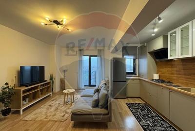 Apartament cu 2 camere semidecomandat, mobilat în Sud - 1