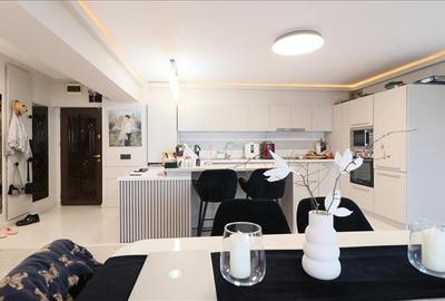 Apartament cu 3 camere decomandat, mobilat în Palat - 3