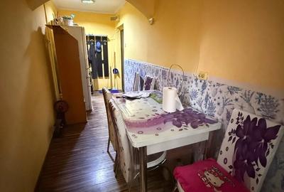 Vand apartament cu 2 camere rosiori de vede - 4