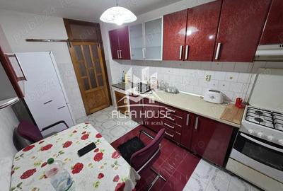 Apartament cu 3 camere decomandat în Central - 2