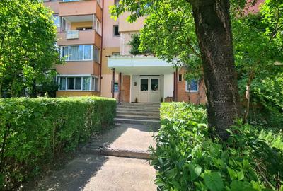 Apartament cu 3 camere decomandat în Răcădău - 16