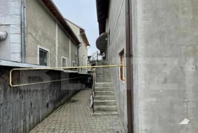 Apartament cu destinatii multiple, semifinisat, 227 mp, zona - 11