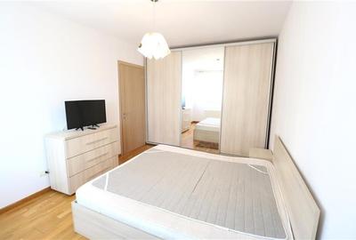 Apartament cu 2 camere semidecomandat, mobilat în Torontalului