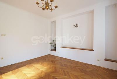Vila nemobilata cu 4 camere si curte proprie - 8