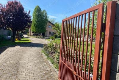 Casă cu 6 camere în Săcălaz