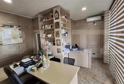 Spațiu comercial, de 500 mp, în Central - 5