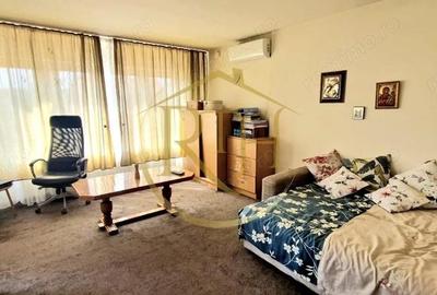 Bloc Nou, Zona Soarelui, apartament 2 camere decomandat, 2 locuri de parcare - 2