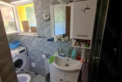 Vanzare casa cu anexa locuibila si teren - 4