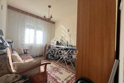 Apartament cu 3 camere, semidecomandat,etaj intemediar, zona Dambovita - 4
