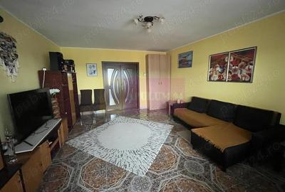 Vanzare apartament 3 camere Unirii-Carrefour