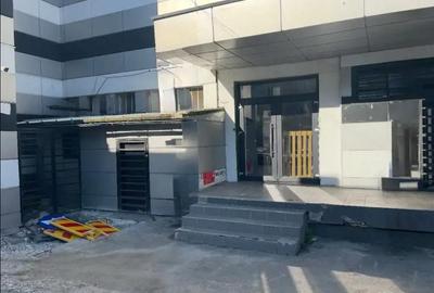 Spațiu comercial, de 60 mp, în Central - 1