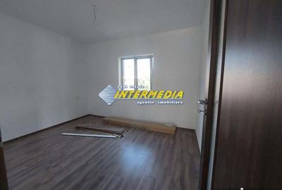 Casa Noua de vanzare Zona Cetate - 4