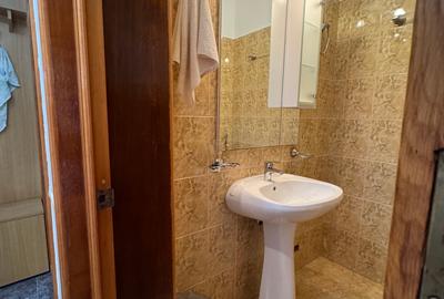 Parter de vila, spatiu birouri, activitati diverse,  intrare individuala, 110 mp - 15