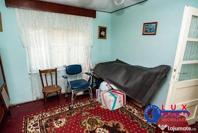 Casă cu 5 camere cu Teren 450 Mp în Păcii - 2