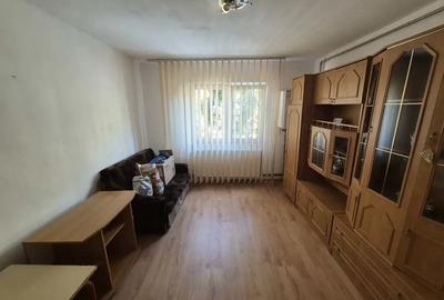 Vand camera 20mp zona sacele