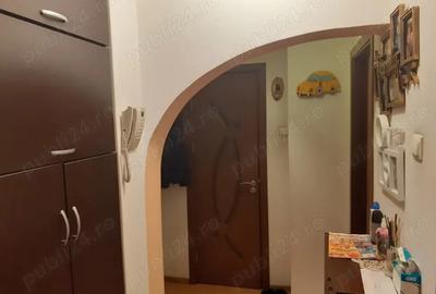 Vand apartament 2 camere confort 2 - 3