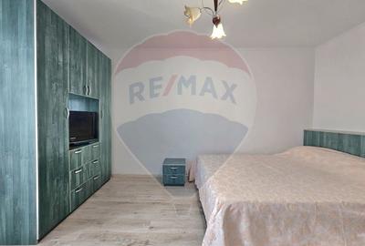 Apartament cu 2 camere circular, mobilat în City Park Mall - 3