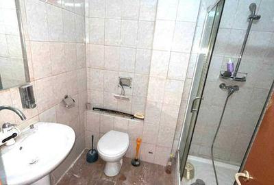 Apartament cu 3 camere în Central - 3
