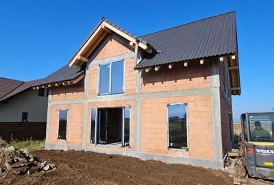 Vand casa la rosu, intabulata cu AC pana in 9/2027 - 6