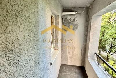 -Apartament -2 camere -decomandat- - 10