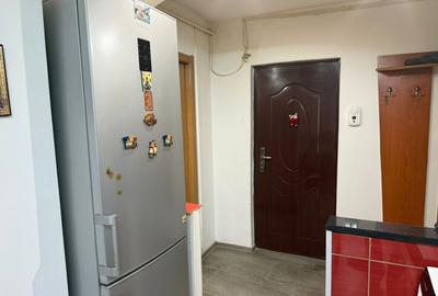 Apartament cu 3 camere, mobilat în Păcii - 9