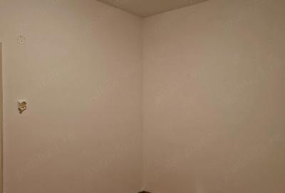 Apartament cu 3 camere decomandat în Pajura - 8