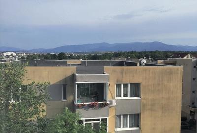 Garsonieră decomandată în Central