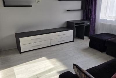 Apartament cu 2 camere în Olteniței